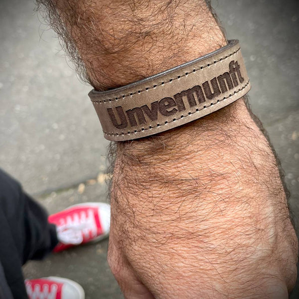 Armband by Penumbra